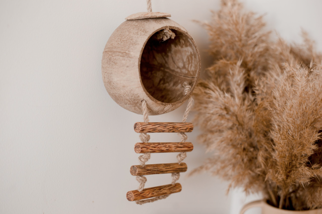 QTOYS I Hanging Bird/Fairy House