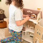 Flowers Cottage Dolls House with Starter set